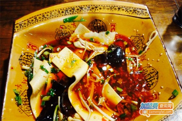 竹篓冒菜加盟