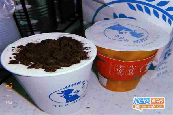 蓉小乔奶茶加盟