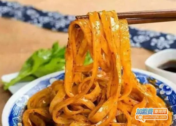 纪光东擀面皮