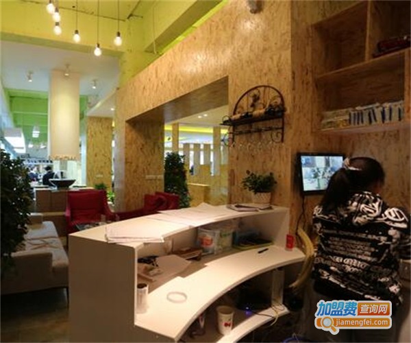 秀沙龙美发店