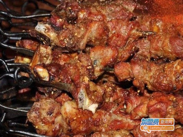 新疆馕坑烤肉