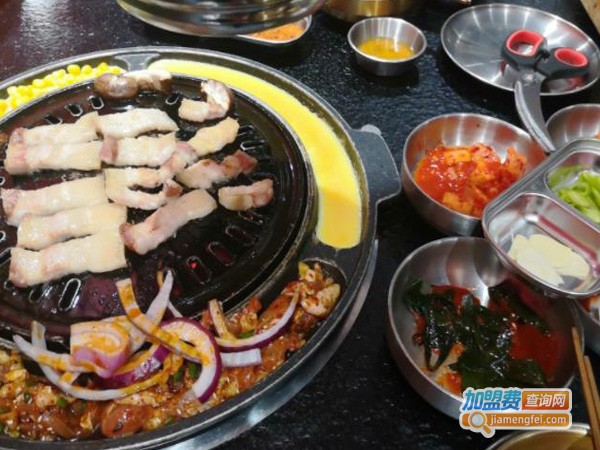 碳岩韩式烤肉加盟费