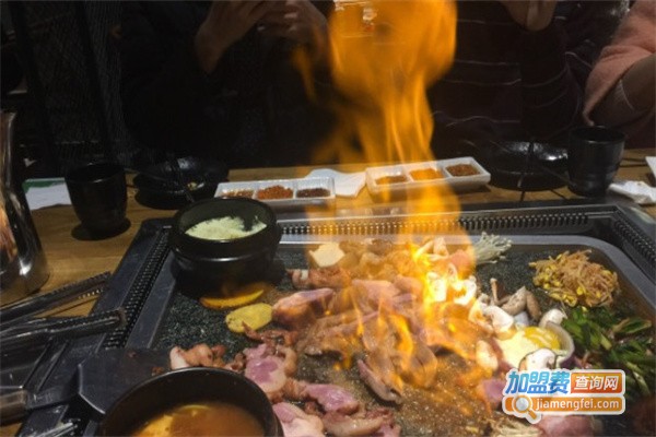 蓝先生石板烤肉加盟