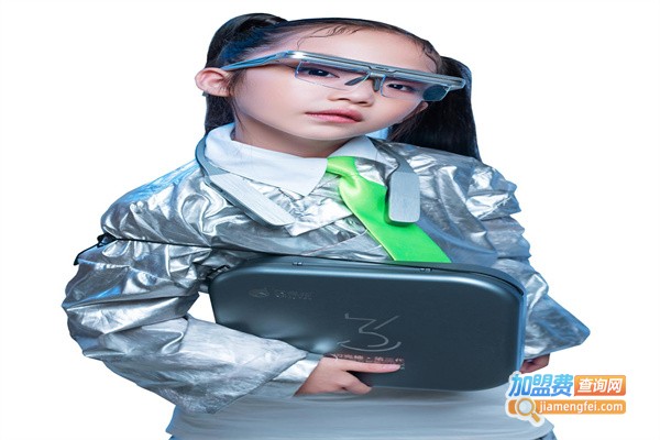 闪亮柚矫正视力