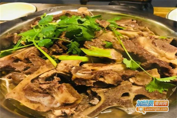 周阿宝牛骨火锅加盟费