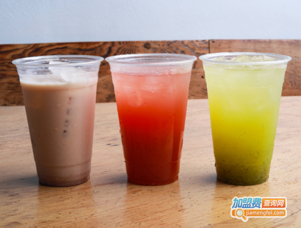 丸鲜奶茶