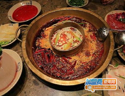 小小碳火锅店加盟费