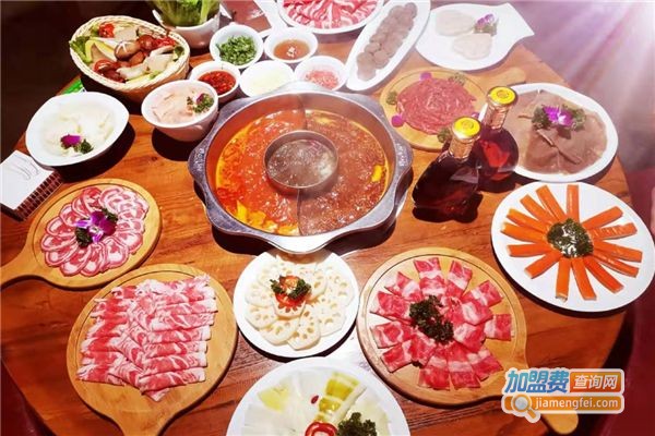 鸡宝煲火锅