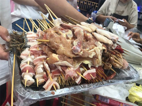 海味鲜湘烧烤