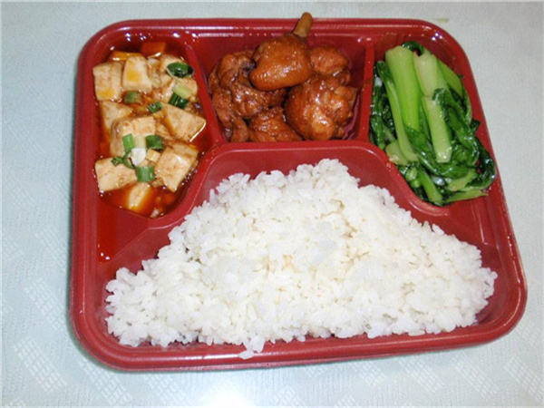一家亲快餐