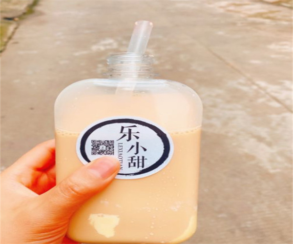 乐小甜中式茶饮