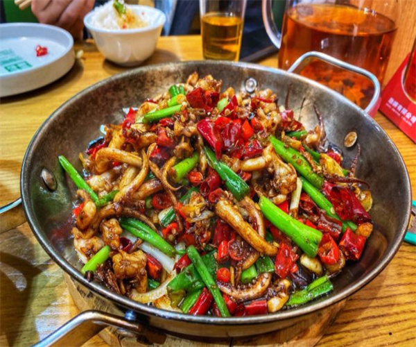秋湘辣椒炒肉加盟费
