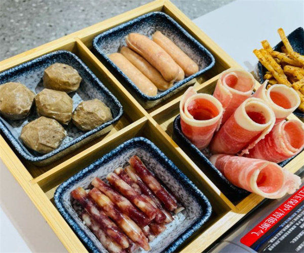 泡面头螺蛳粉火锅