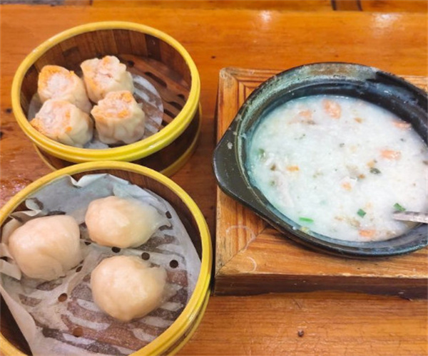 粥味鲜港式茶餐厅