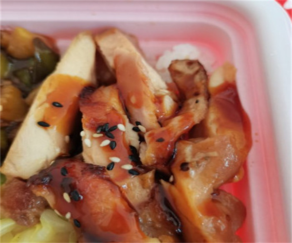 牛家妈妈红烧牛肉饭