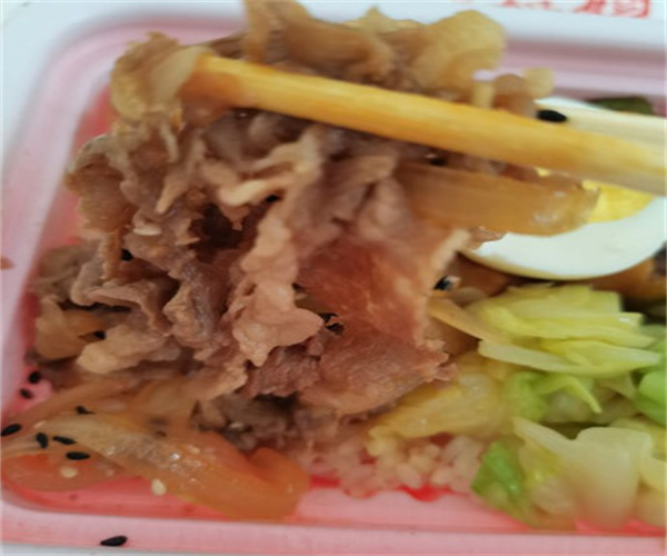 牛家妈妈红烧牛肉饭