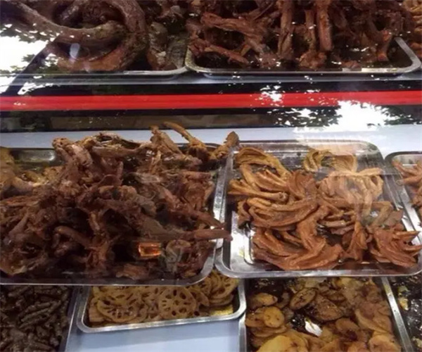 雷记小黑鸭