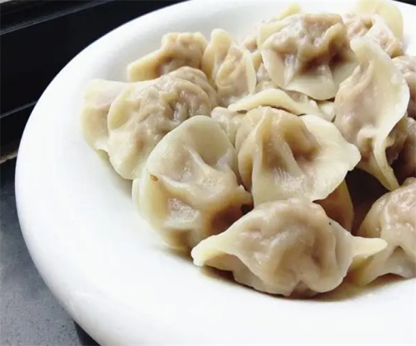 牛肉水饺