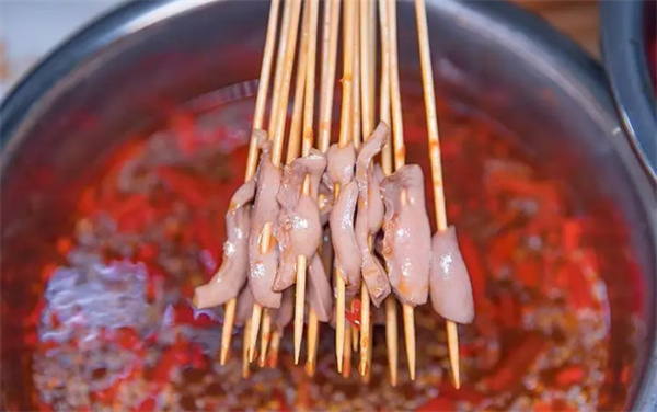 六股道串串火锅坊