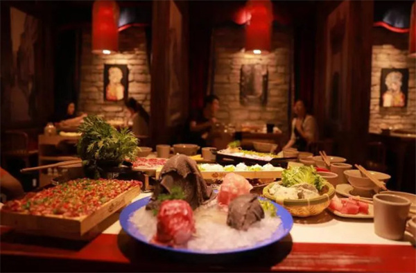 滙山城火锅店加盟费