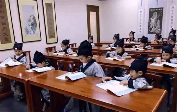 秦汉胡同国学书院