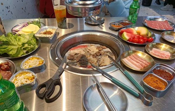 亲古呦自助烤肉