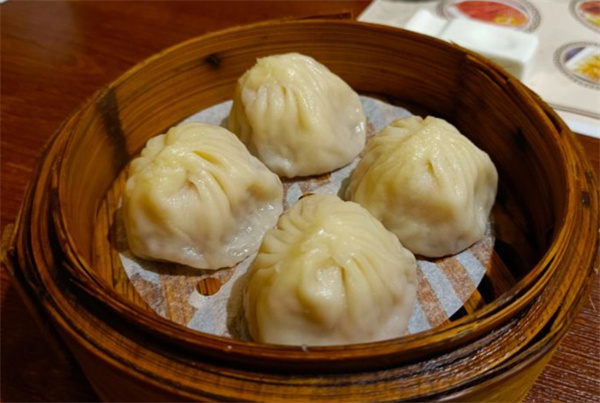 包不同包子