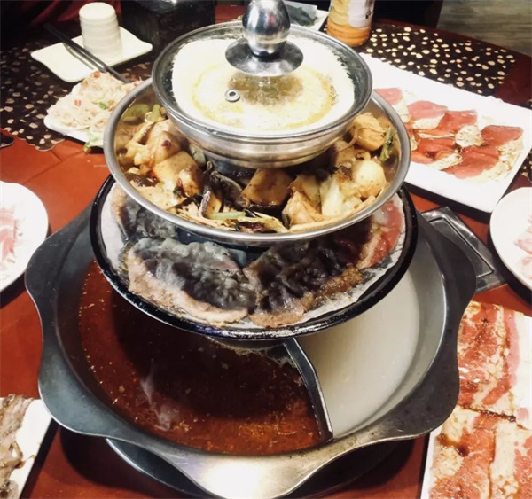 四层火锅加盟费