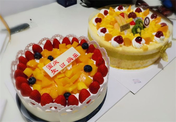 巴黎甜甜蛋糕店加盟费