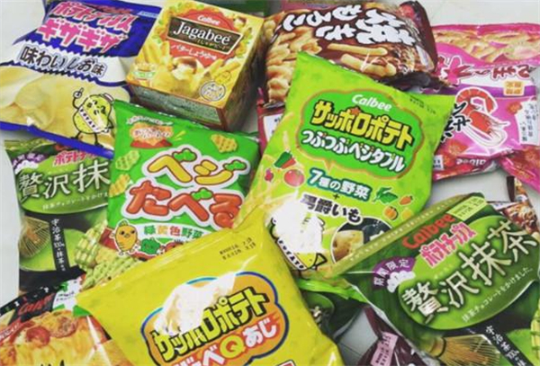 百宝箱零食店加盟费