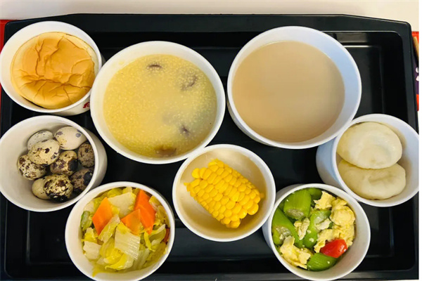 妈妈来了月子餐