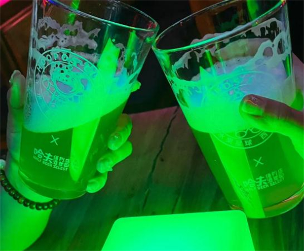哈夫酒馆