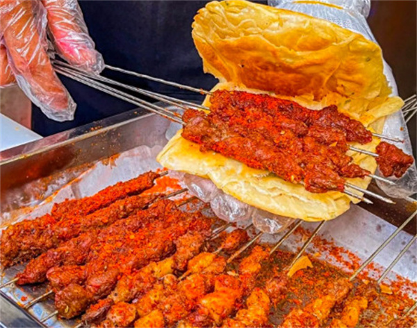 伍小哥烧饼夹羊肉串