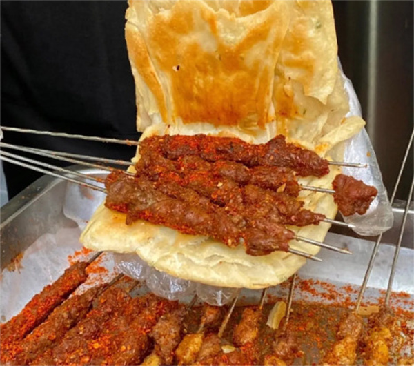 伍小哥烧饼夹羊肉串