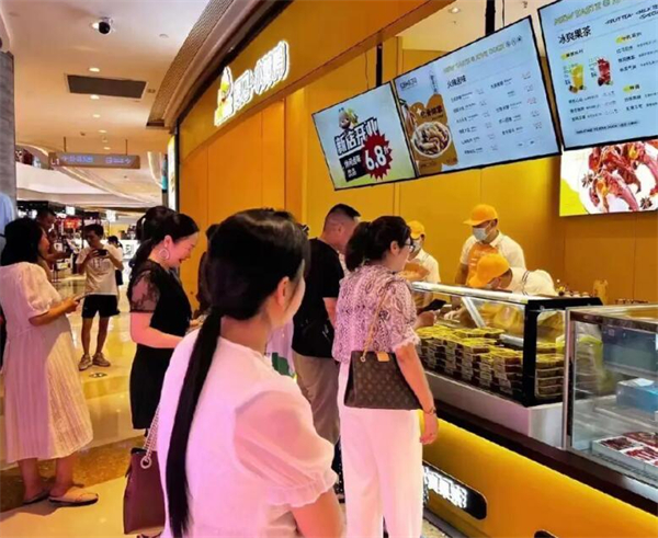 遇见小黄鸭