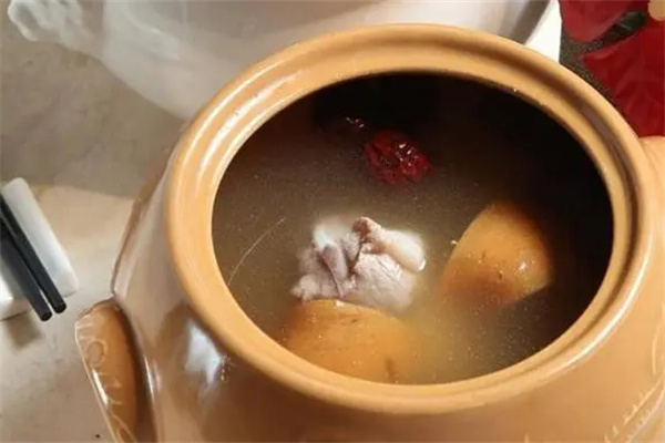 煨阿婆营养煨汤
