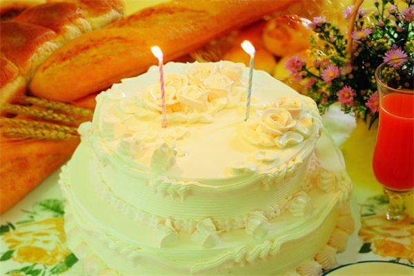维罗纳生日蛋糕