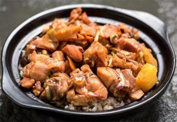 黄焖鸡米饭