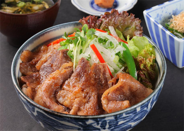 烤肉盖饭