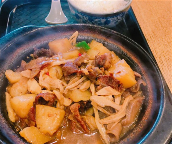 润仟祥黄焖鸡米饭