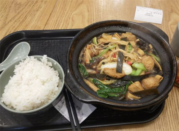 润仟祥黄焖鸡米饭