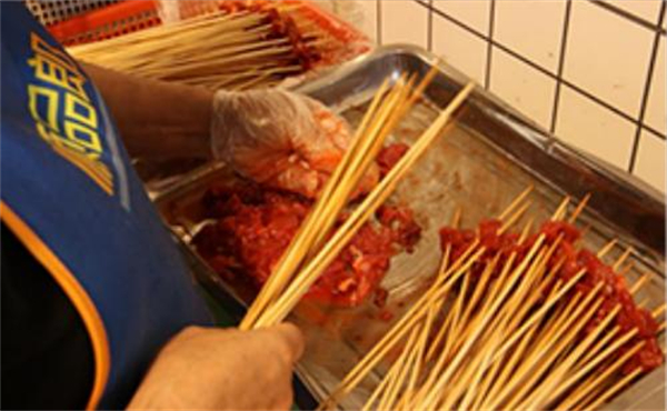 六年二班串串