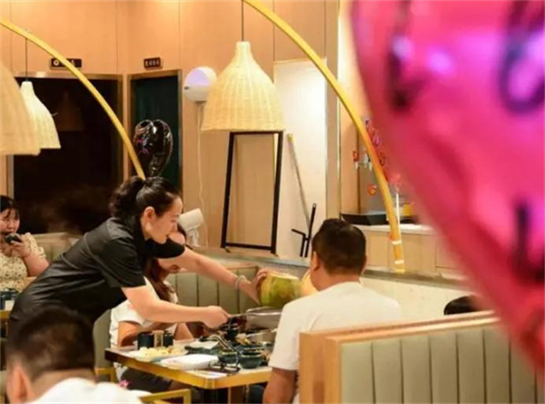 破破烂烂烤肉店