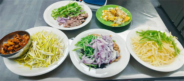 左撇子炒饭
