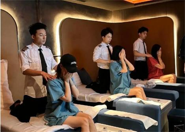 唐三草肩颈