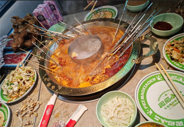 肥猫小二鱼蛙自助火锅