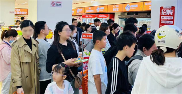 小猫驾到零食