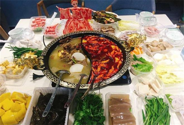 成记牛香牛骨火锅
