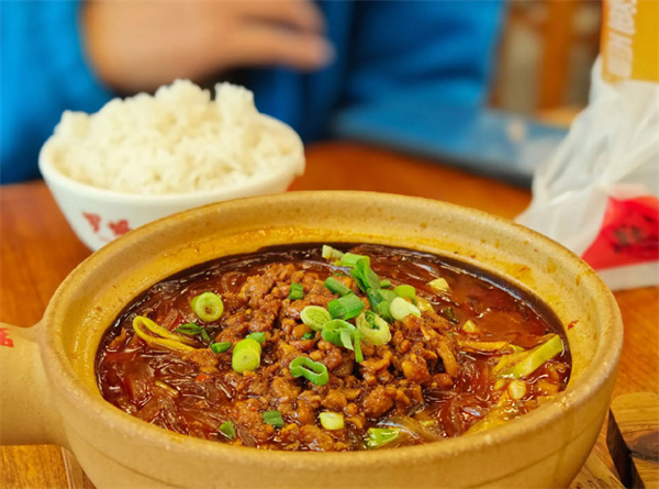 罗妈砂锅菜