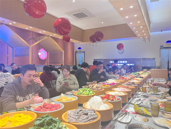 喜家自助旋转小火锅